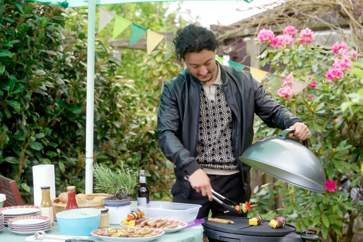 Rote Rosen Vorschau: Folge 4238 - Montag, 10. November