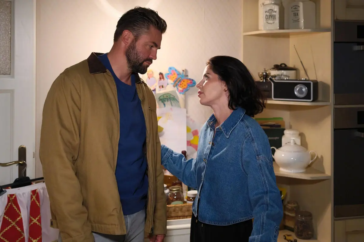 Unter uns - Folge 7743